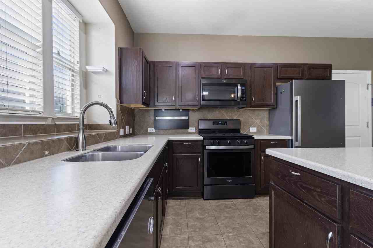 314 Sycamore Street - Photo 6 of 20