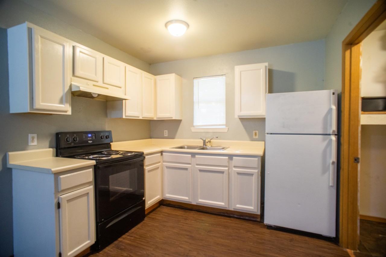 420 Park Street Unit 203 - Photo 3 of 12