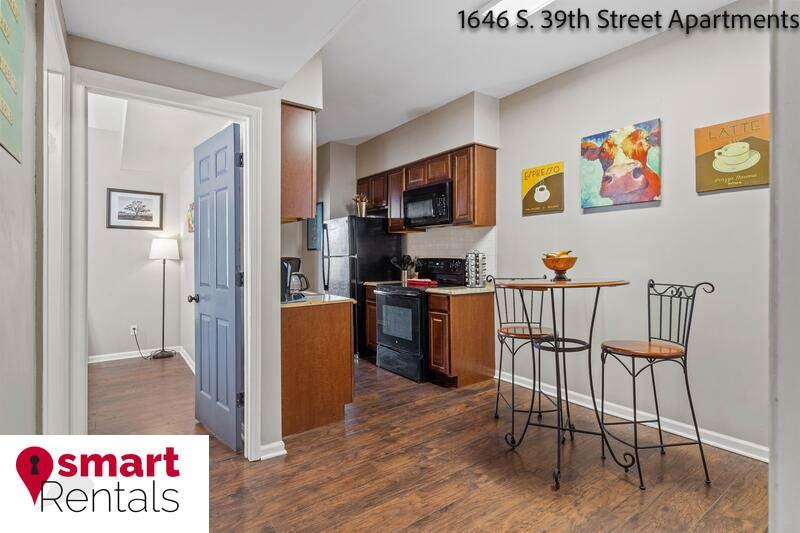 1646 S 39th St - Photo 4 of 16