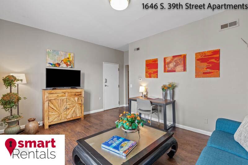 1646 S 39th St - Photo 5 of 16