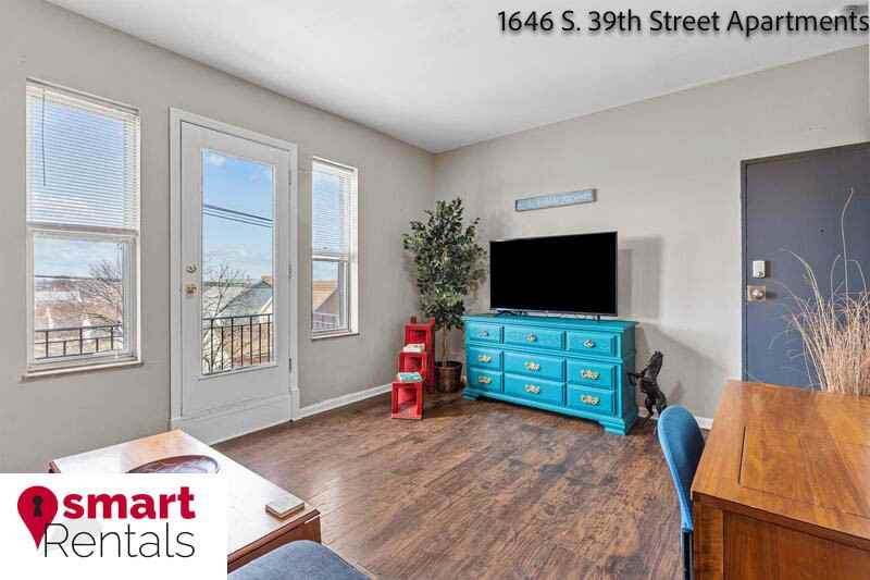 1646 S 39th St - Photo 6 of 16