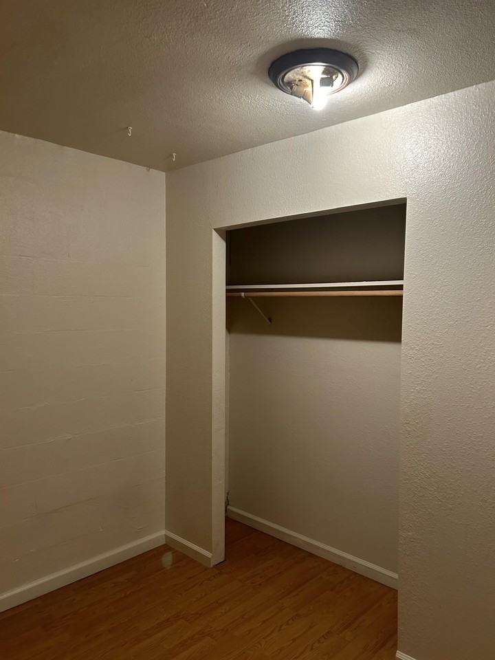 418 Park - Photo 3 of 8