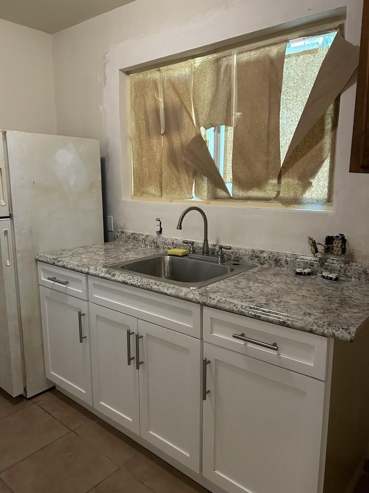 418 Park - Photo 4 of 8