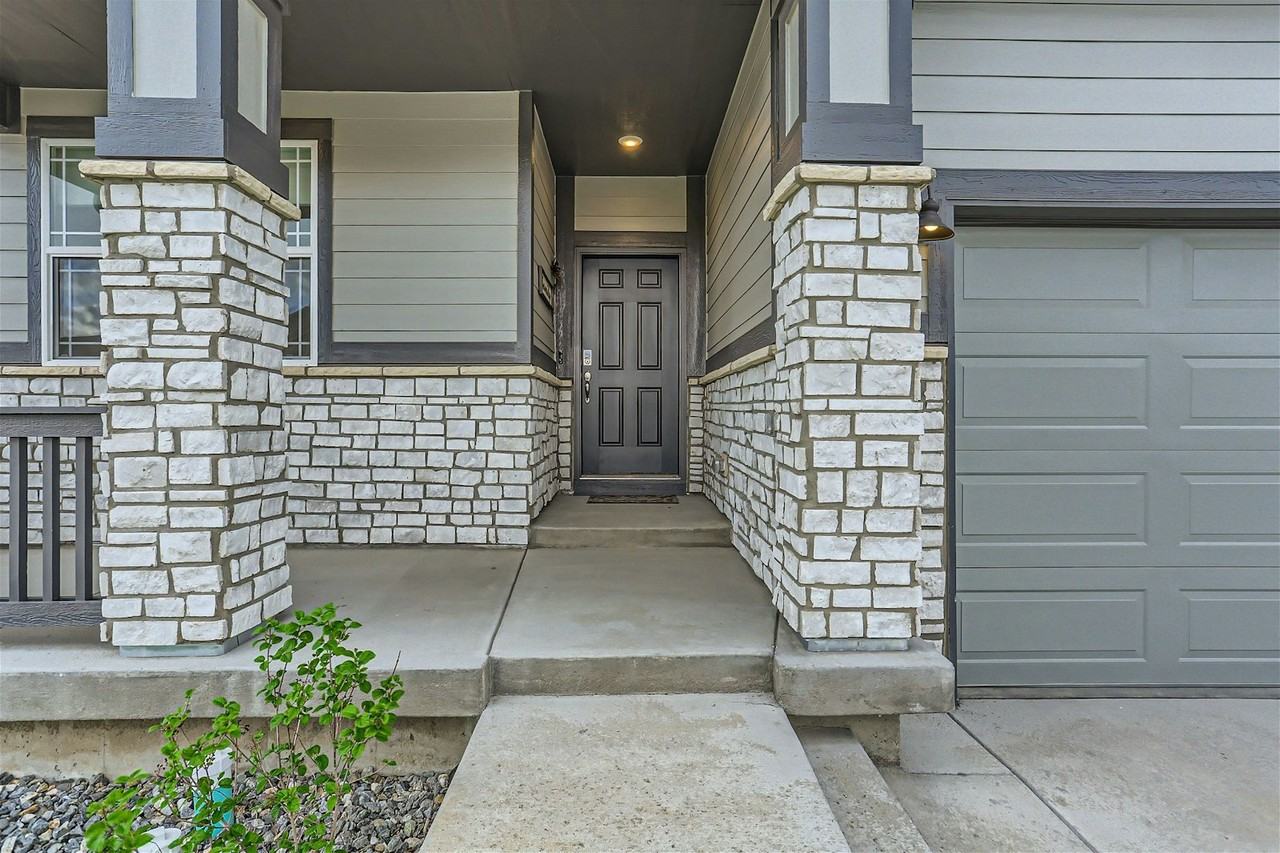 13470 Broad Wing Drive - Photo 3 of 28