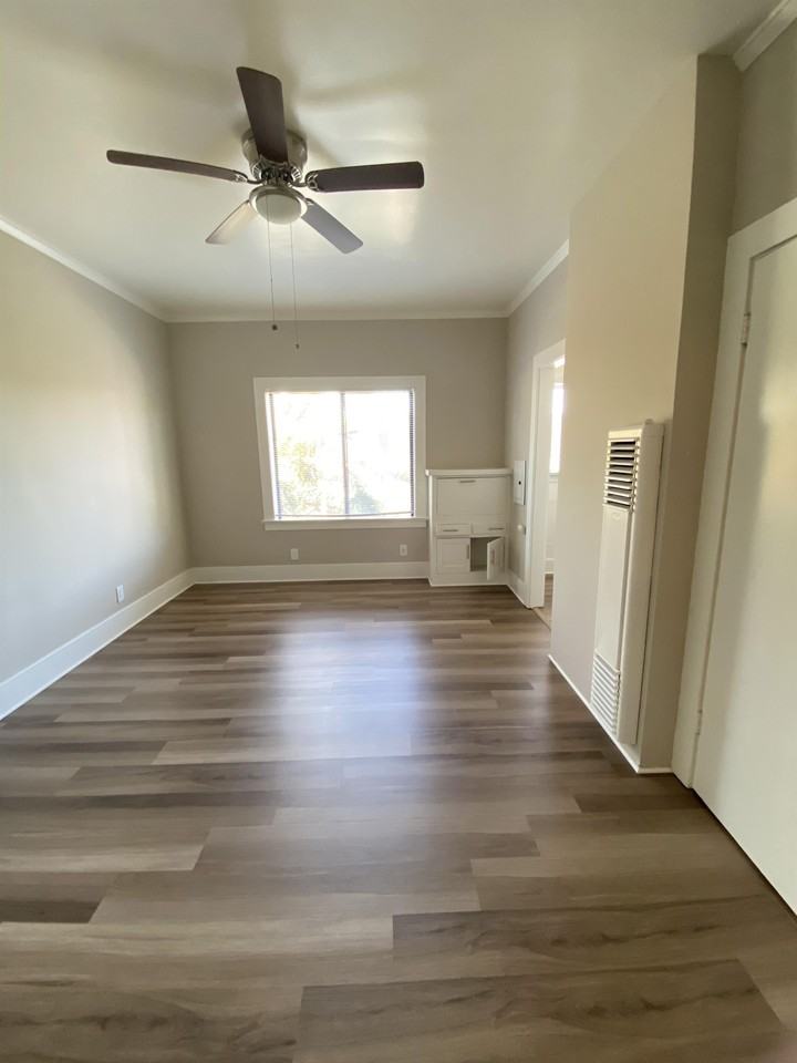 CA-44 Alamitos Avenue - Photo 3 of 23