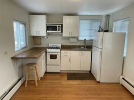 featured image of 624 Knox Ct #4