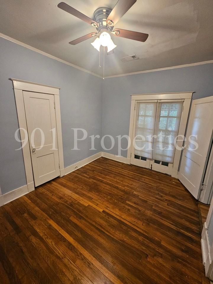 661 North Idlewild Street - Photo 4 of 8