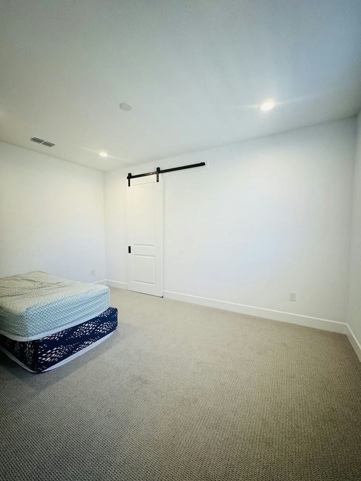 175 Raven Circle - Photo 3 of 13