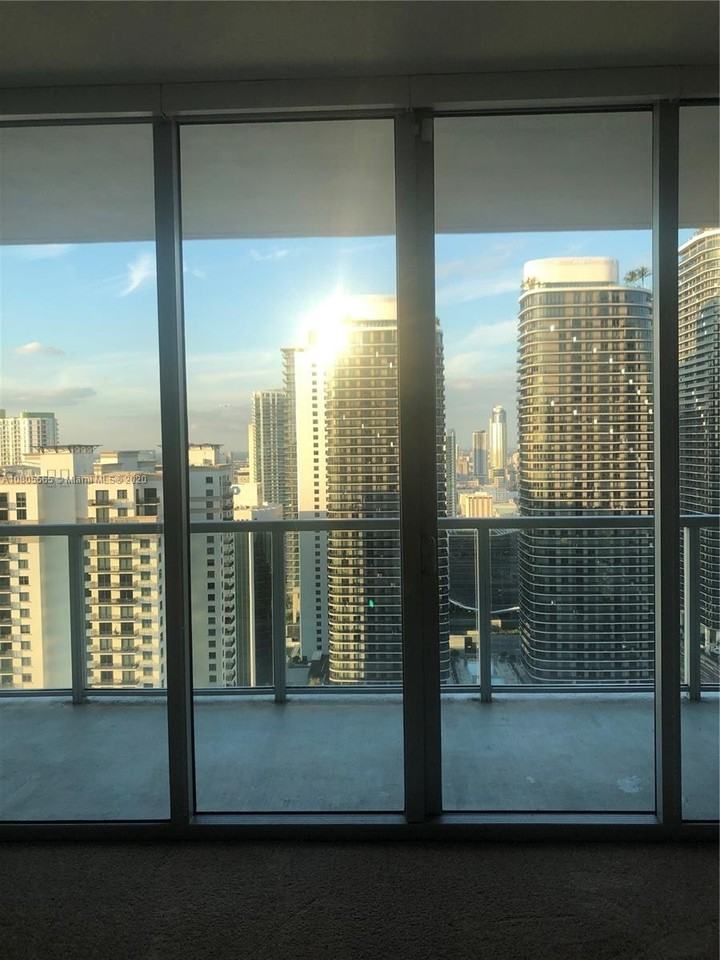 1111 Southwest 1st Avenue, Unit 4021 - Photo 2 of 7