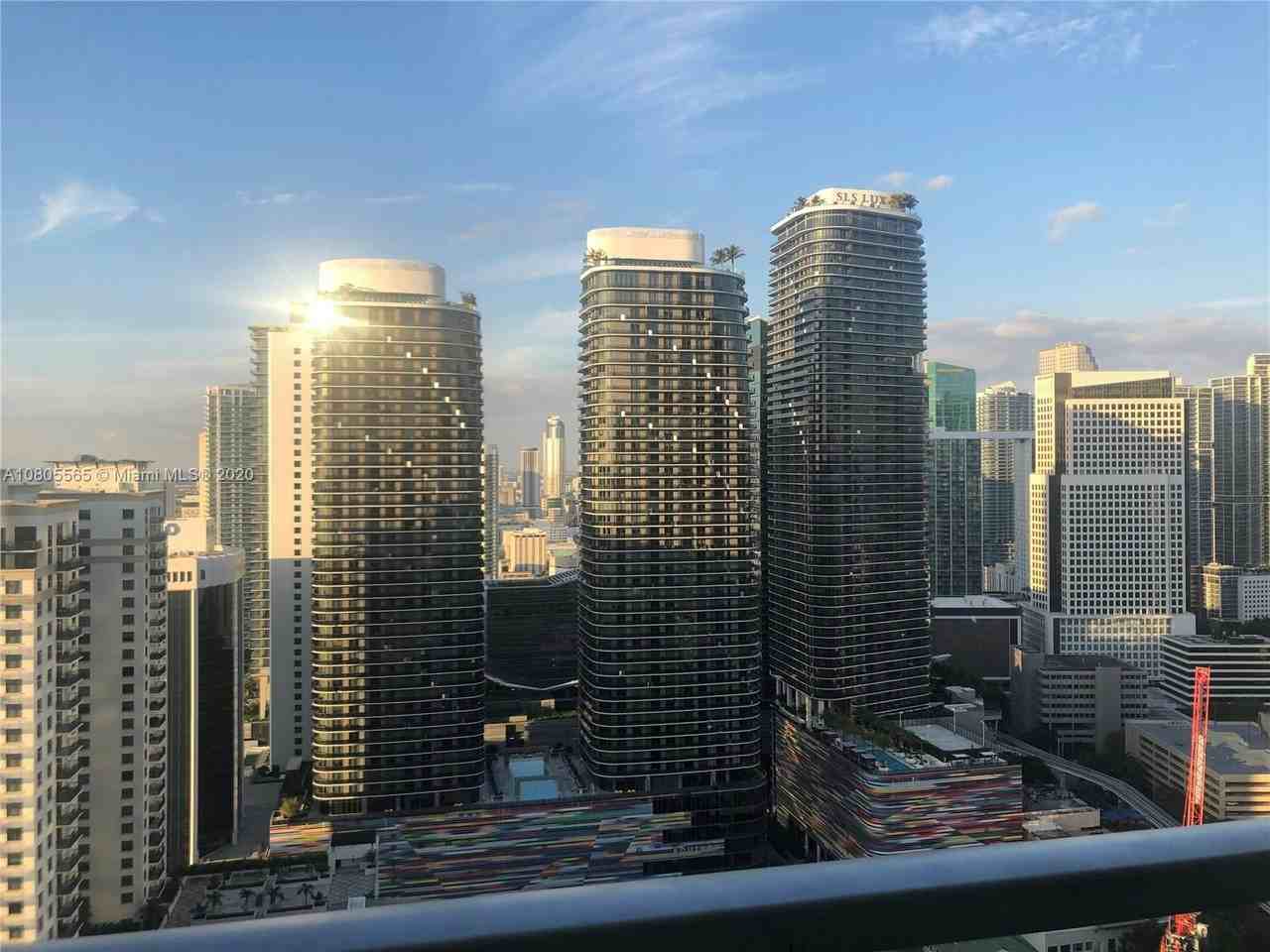 1111 Southwest 1st Avenue, Unit 4021 - Photo 3 of 7