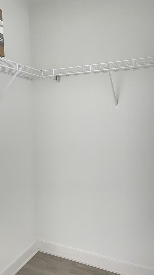 1111 Southwest 1st Avenue, Unit 4021 - Photo 6 of 7