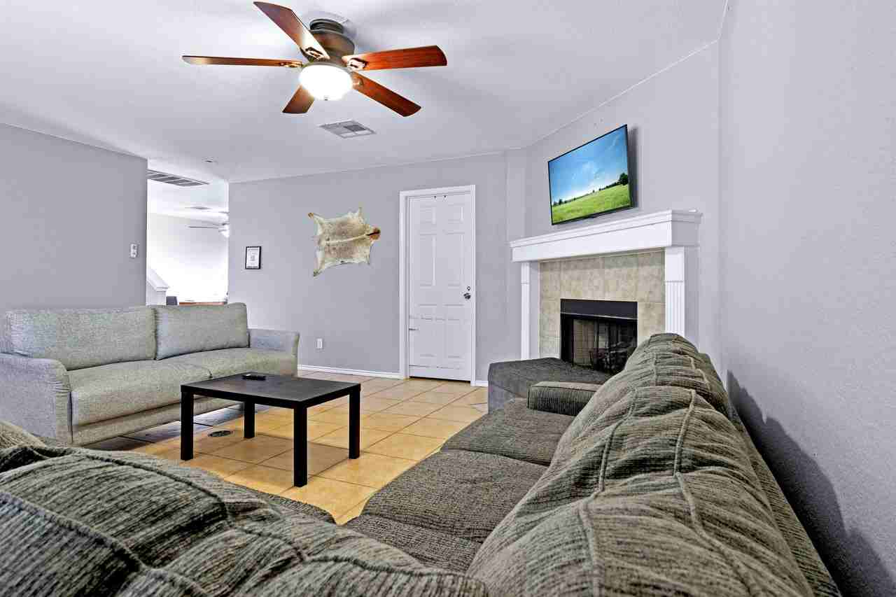 115 Keegans WayBedroom 2A - 816825 Master - Photo 3 of 12