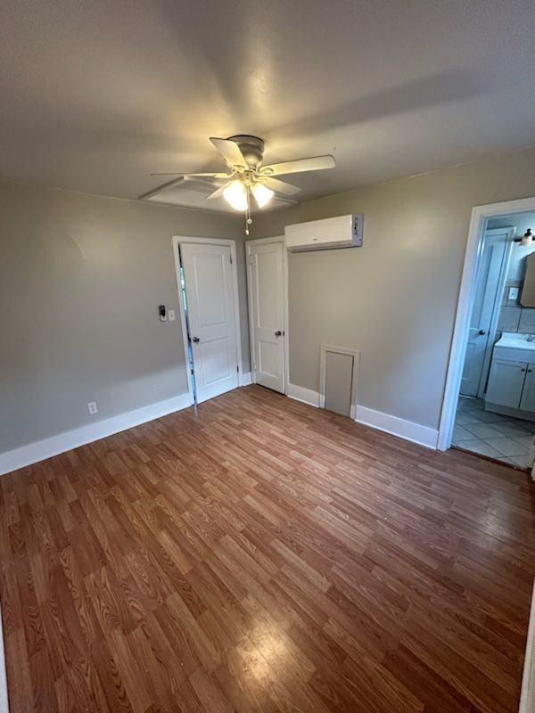 745 Queen Ave Nw #1 - Photo 2 of 11