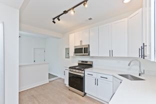 2464-70 N. Lincoln Ave. - Photo 1 of 1