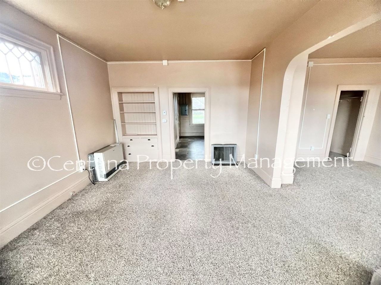 61-67 W. Gold - Photo 2 of 16