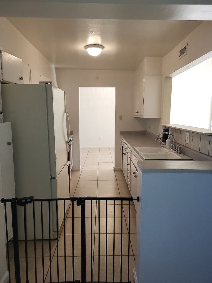 11441 Green Mountain St - Photo 2 of 17