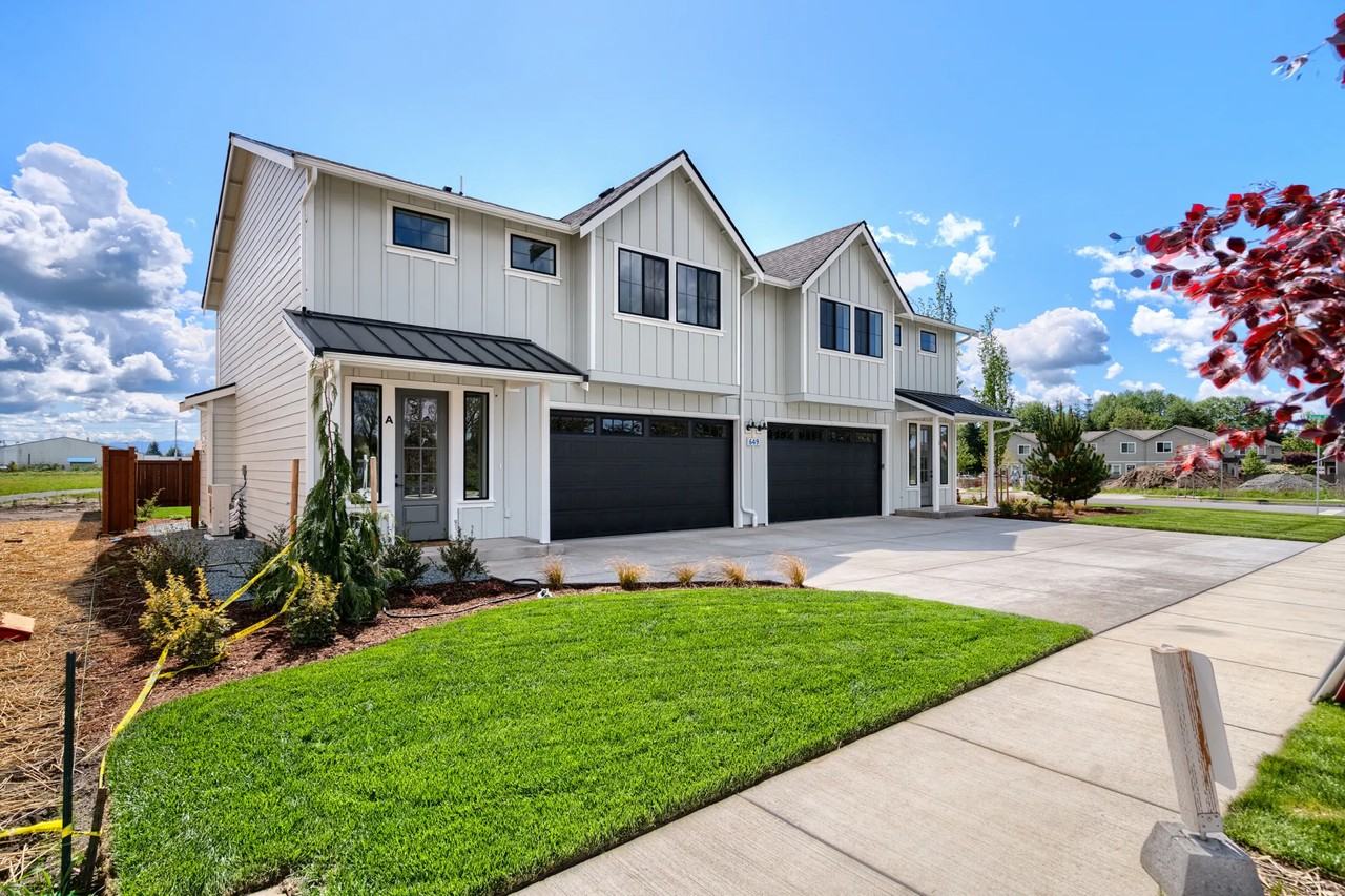 649 Bucko Ave - Photo 2 of 10