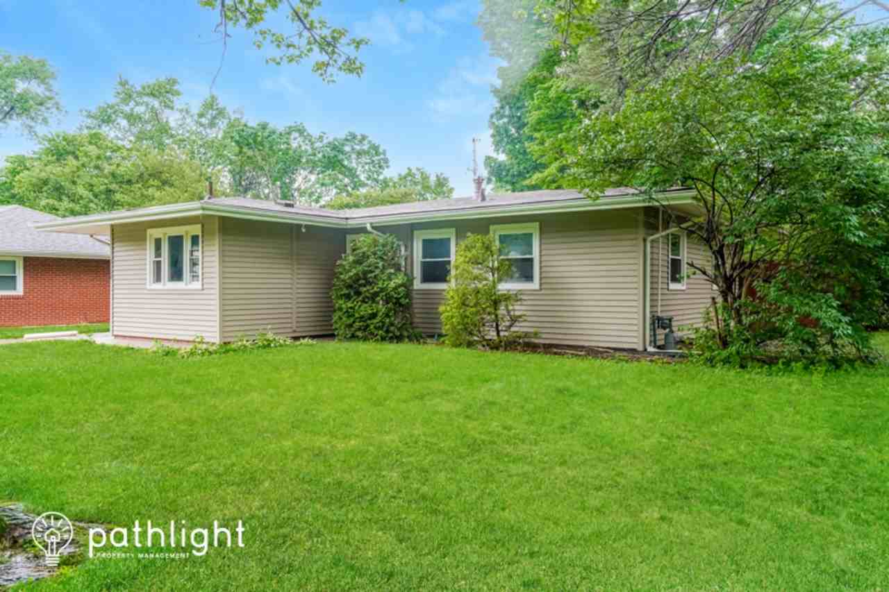 3106 Rosedale Blvd - Photo 2 of 17