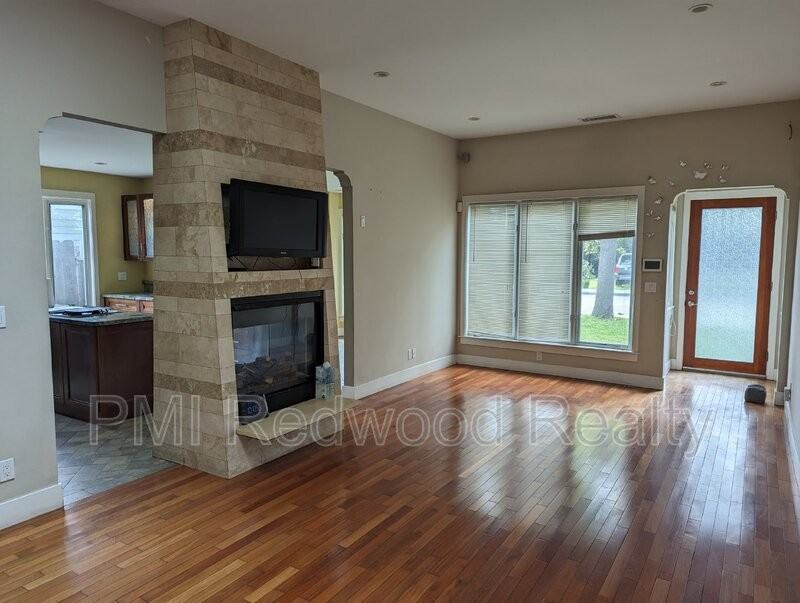 1211 Sevier Ave - Photo 3 of 30
