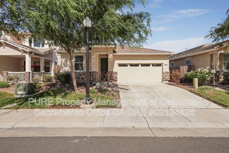 5558 Celebration St - Photo 2 of 40