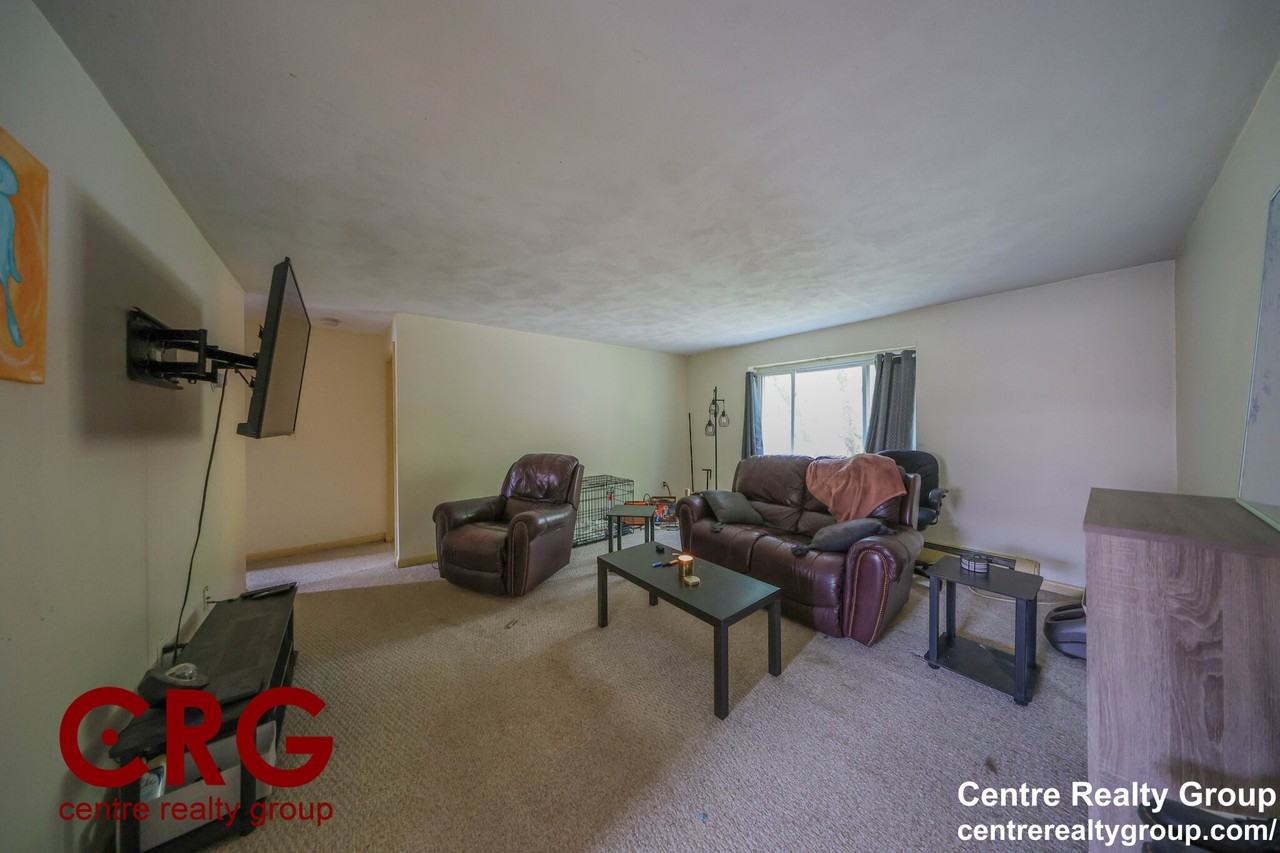 66 Bryon Rd #4 - Photo 5 of 11