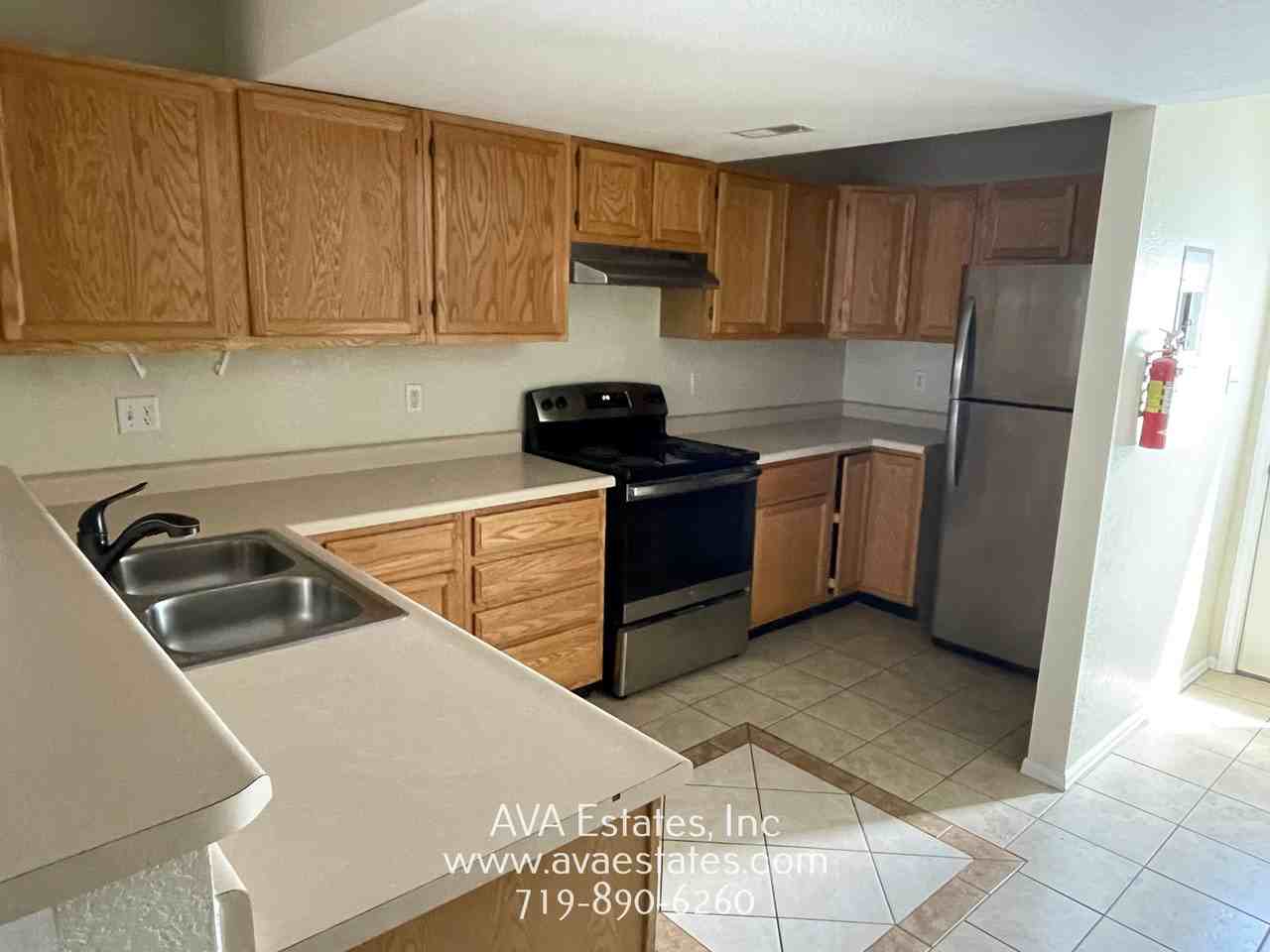 178-184 E Spaulding Ave - Photo 2 of 12