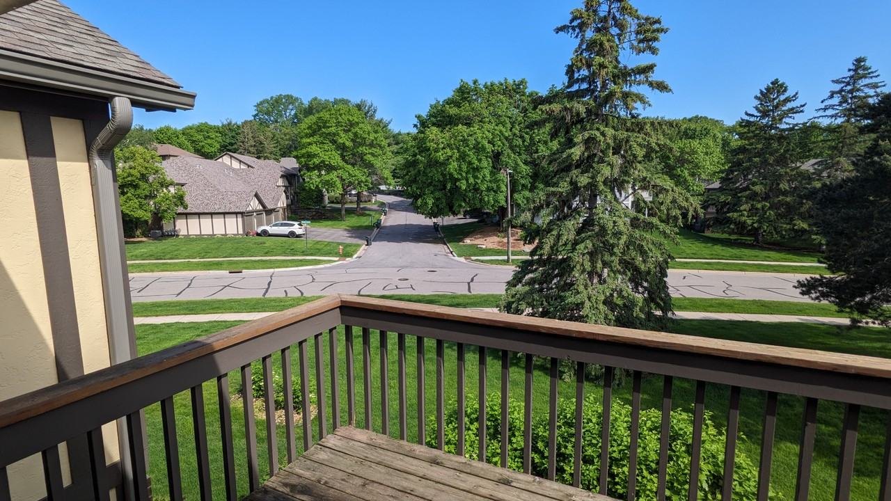 5142 Balmoral Ln - Photo 2 of 29