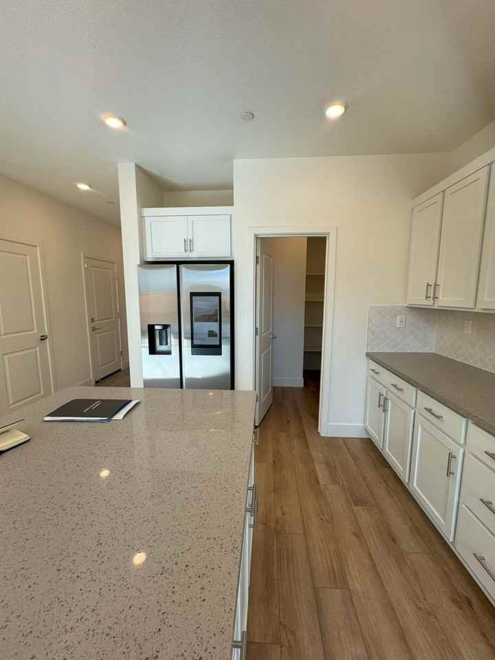3226 Tibidabo St - Photo 3 of 15
