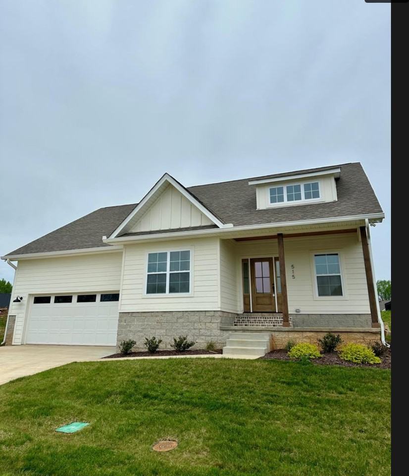 515 Cottage Way - Photo 2 of 18