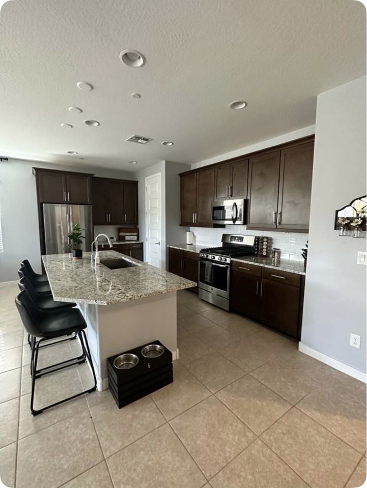 5733 S Verde #NA - Photo 2 of 5