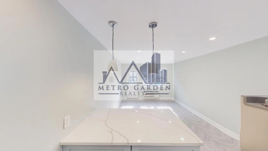 63-52 Saunders Street #2A - Photo 4 of 16