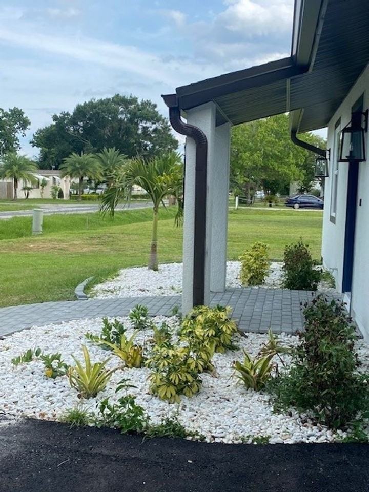 2726 Miami Ter #B - Photo 2 of 20