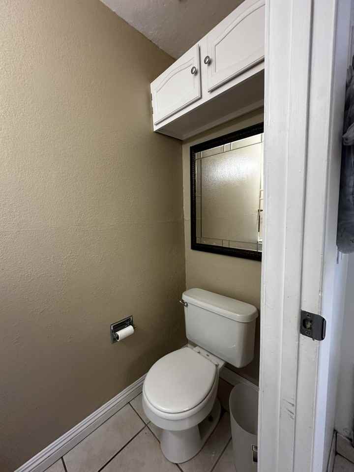458 Las Casitas Way - Photo 7 of 20