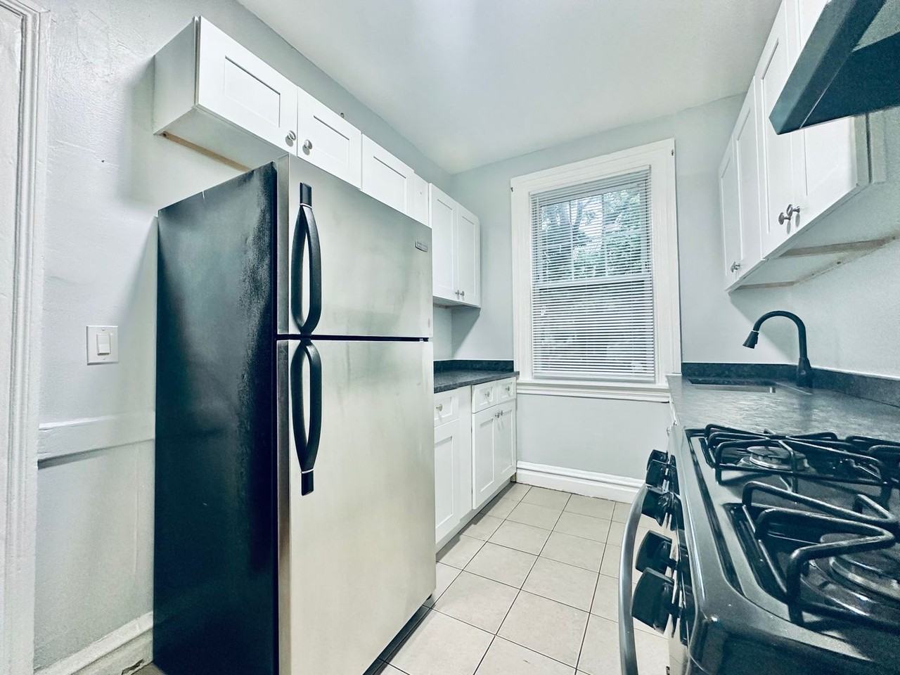 608-612 George Street - Photo 2 of 37