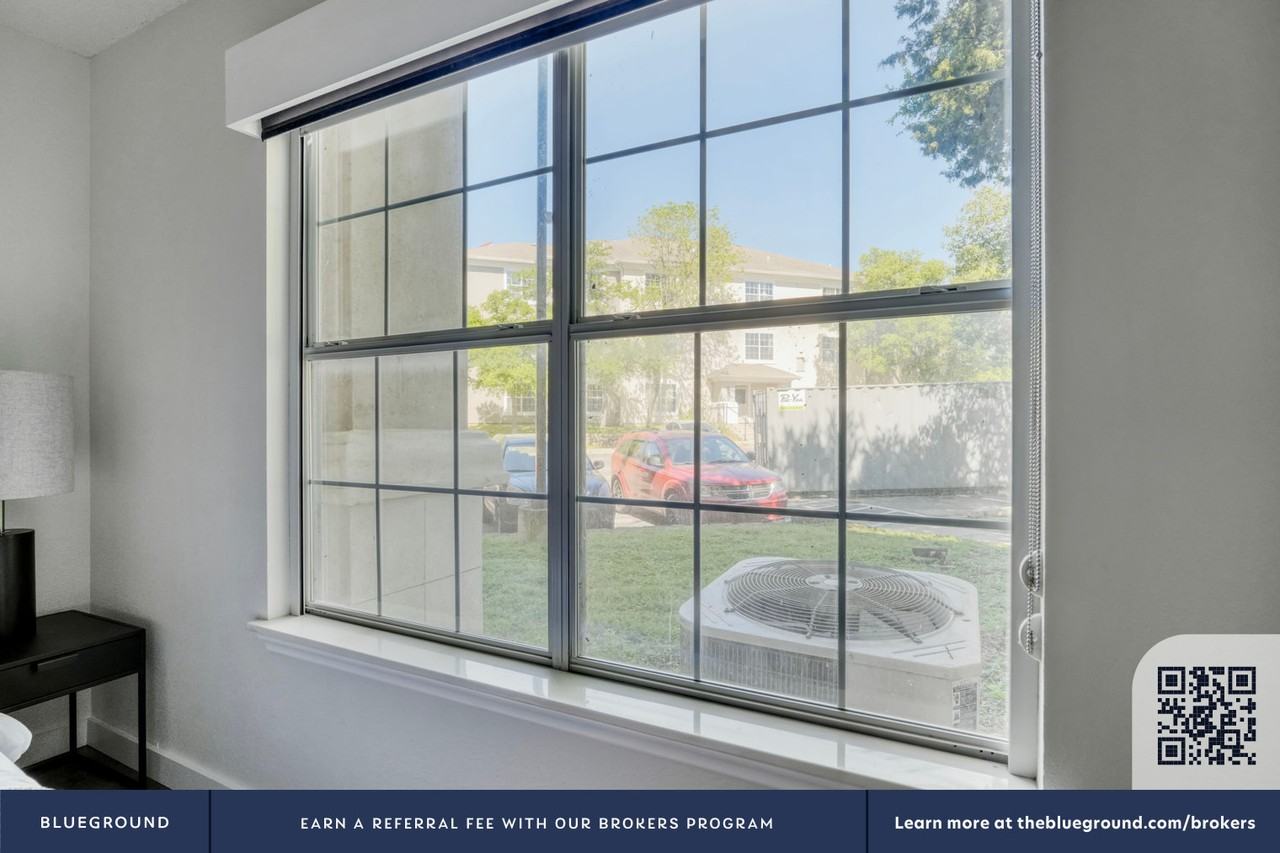 10001 North Capital of Texas Highway - Photo 5 of 24