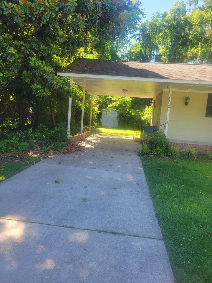 3102 Northwoods Dr - Photo 2 of 29