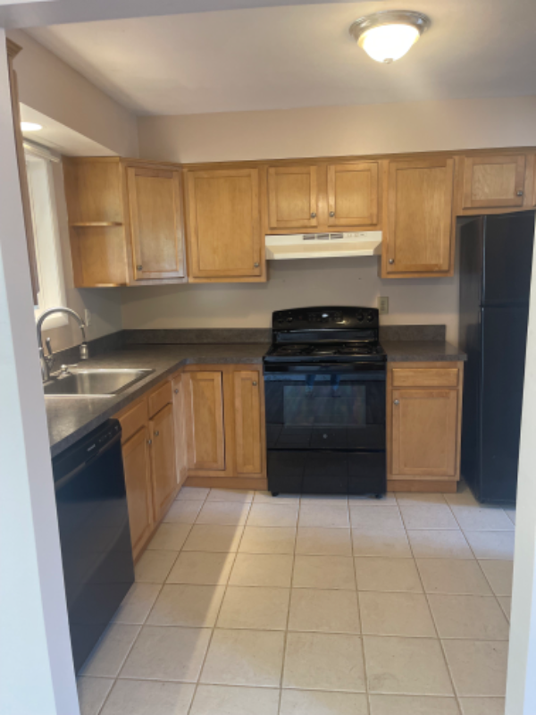 1B Orchard Ln - Photo 2 of 12