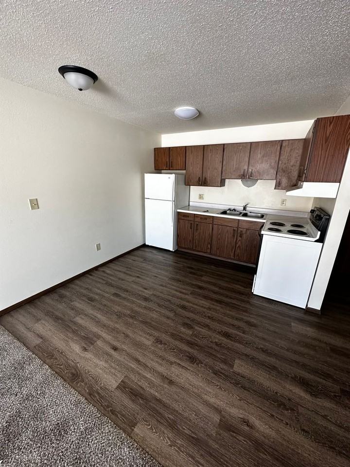 Arrowhead Park - Photo 6 of 12