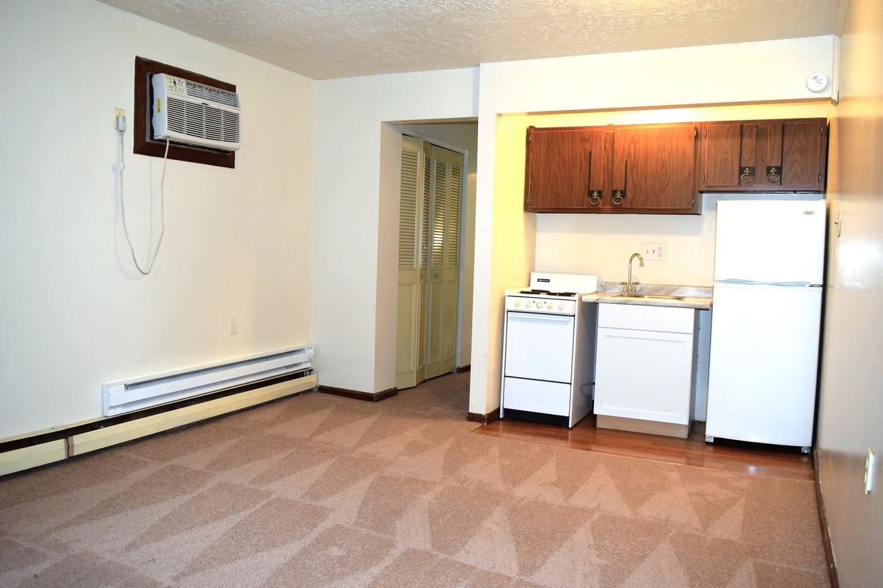 Jefferson Trace Apartments - Photo 3 of 12