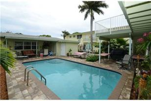 1015 NE 9th Ave - Photo 1 of 1
