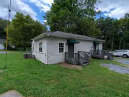 featured image of 900 Carline Rd