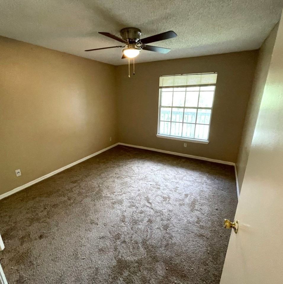 1091 S Hiawassee Rd #234 - Photo 5 of 13