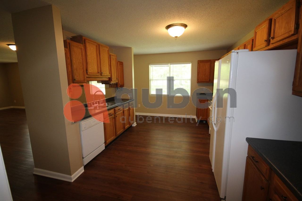 6250 W Highway 136 - Photo 5 of 13