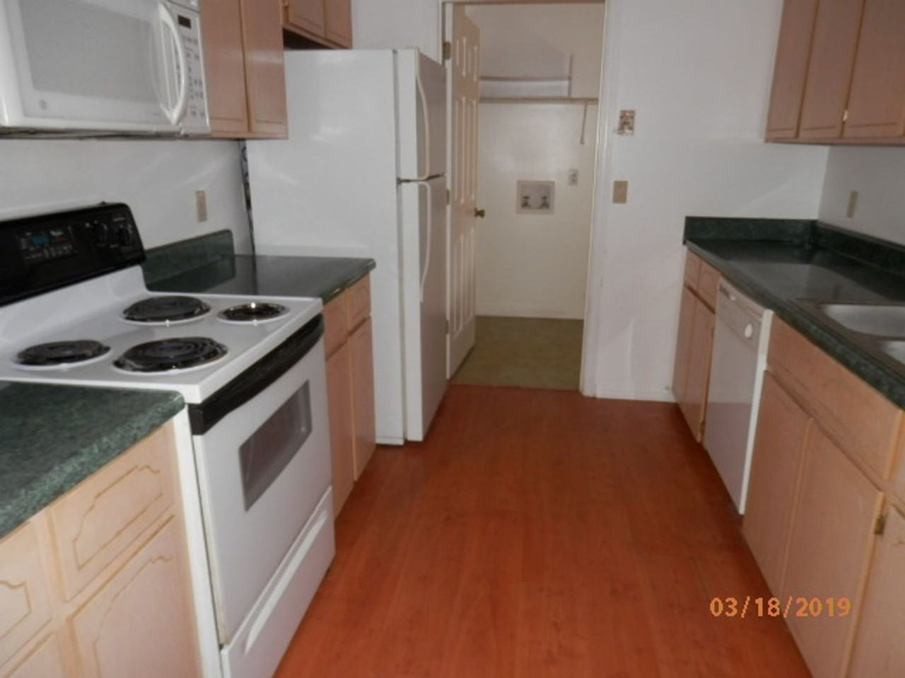 1616 Seneca Ln - Photo 2 of 12