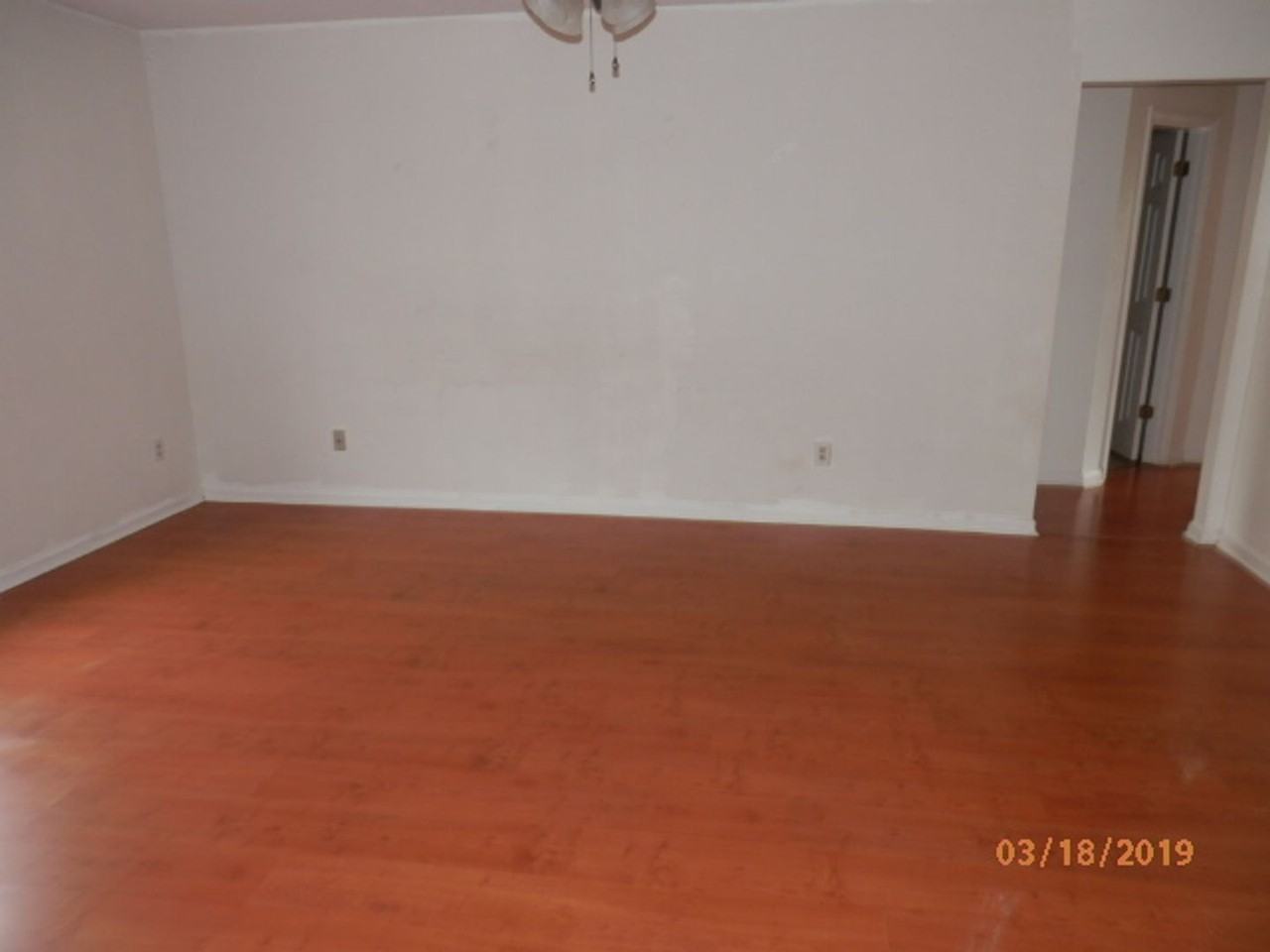 1616 Seneca Ln - Photo 4 of 12