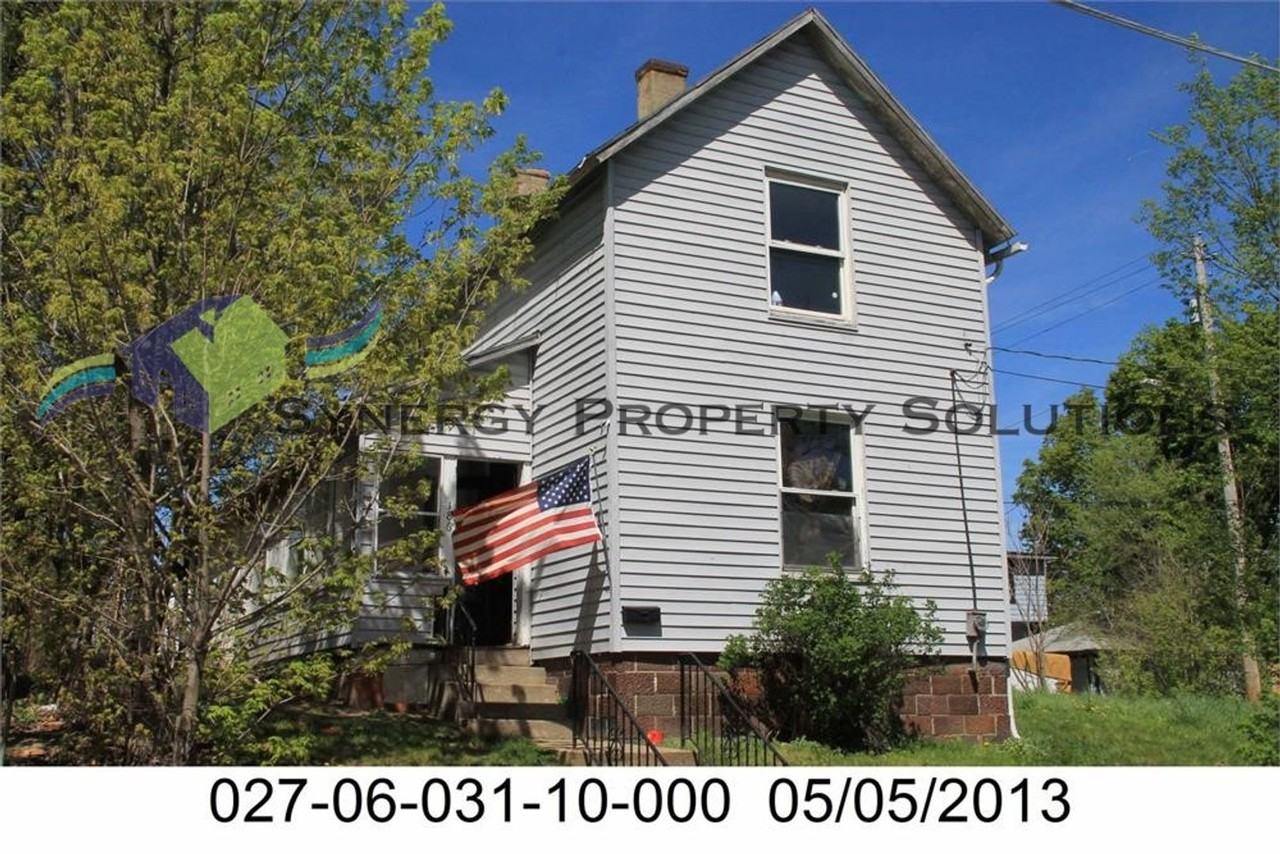 186 S Franklin St - Photo 2 of 35