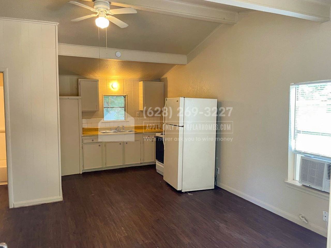 4617 3rd St - Photo 3 of 9