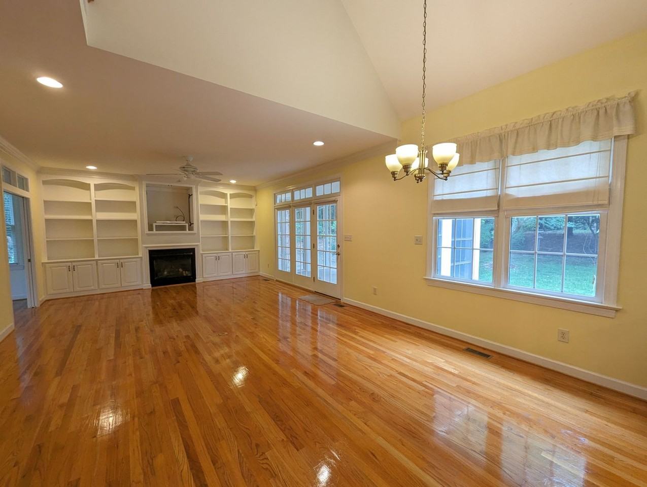 101 Quaker Ridge - Photo 3 of 20