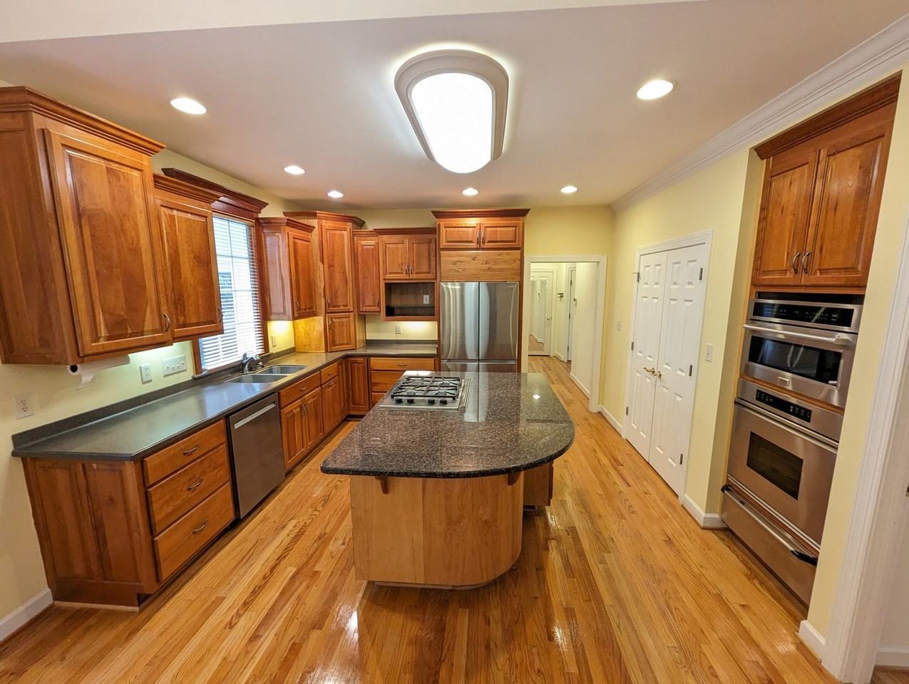 101 Quaker Ridge - Photo 5 of 20