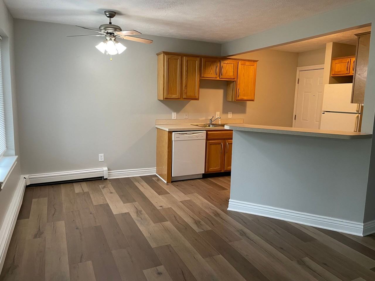 3024 Chicago Dr Sw - Photo 3 of 13